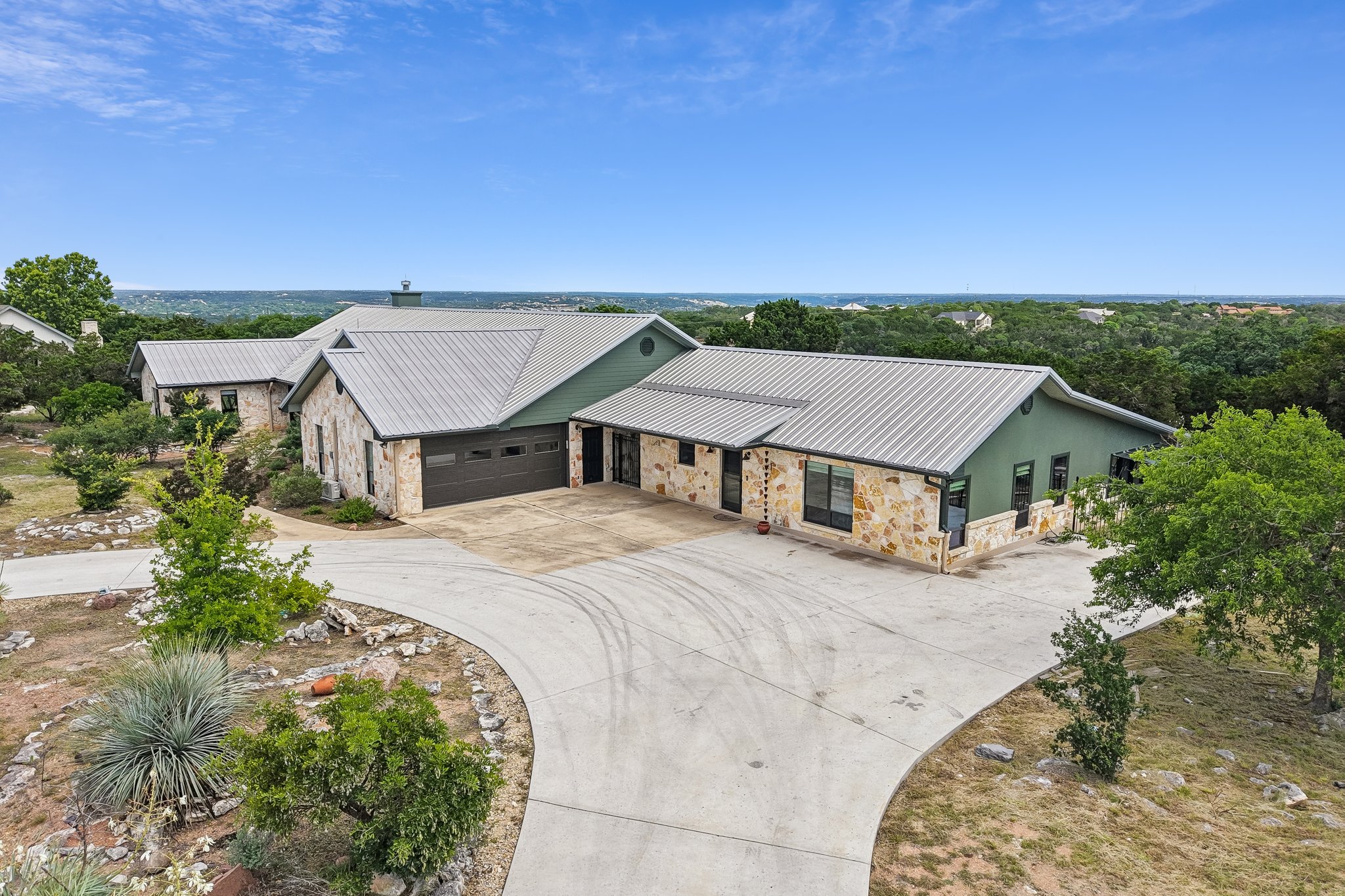 Saddlewood Blvd-S1605-054.jpg