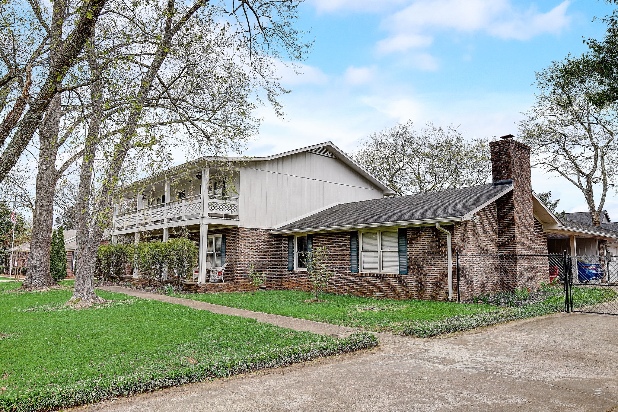 Saltlick Pl-002