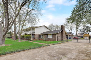 Saltlick Pl-001