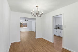 014_F8_16117 Gribben Ave