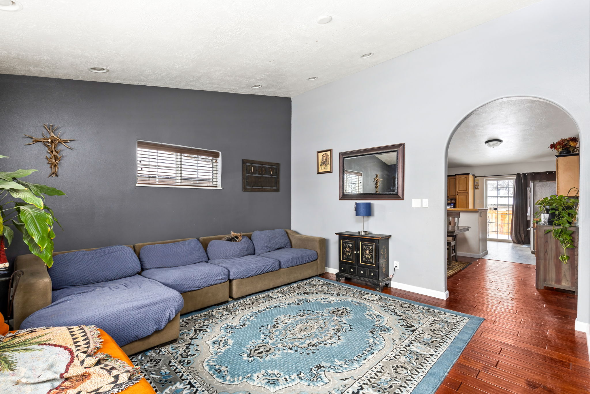  Photo 7