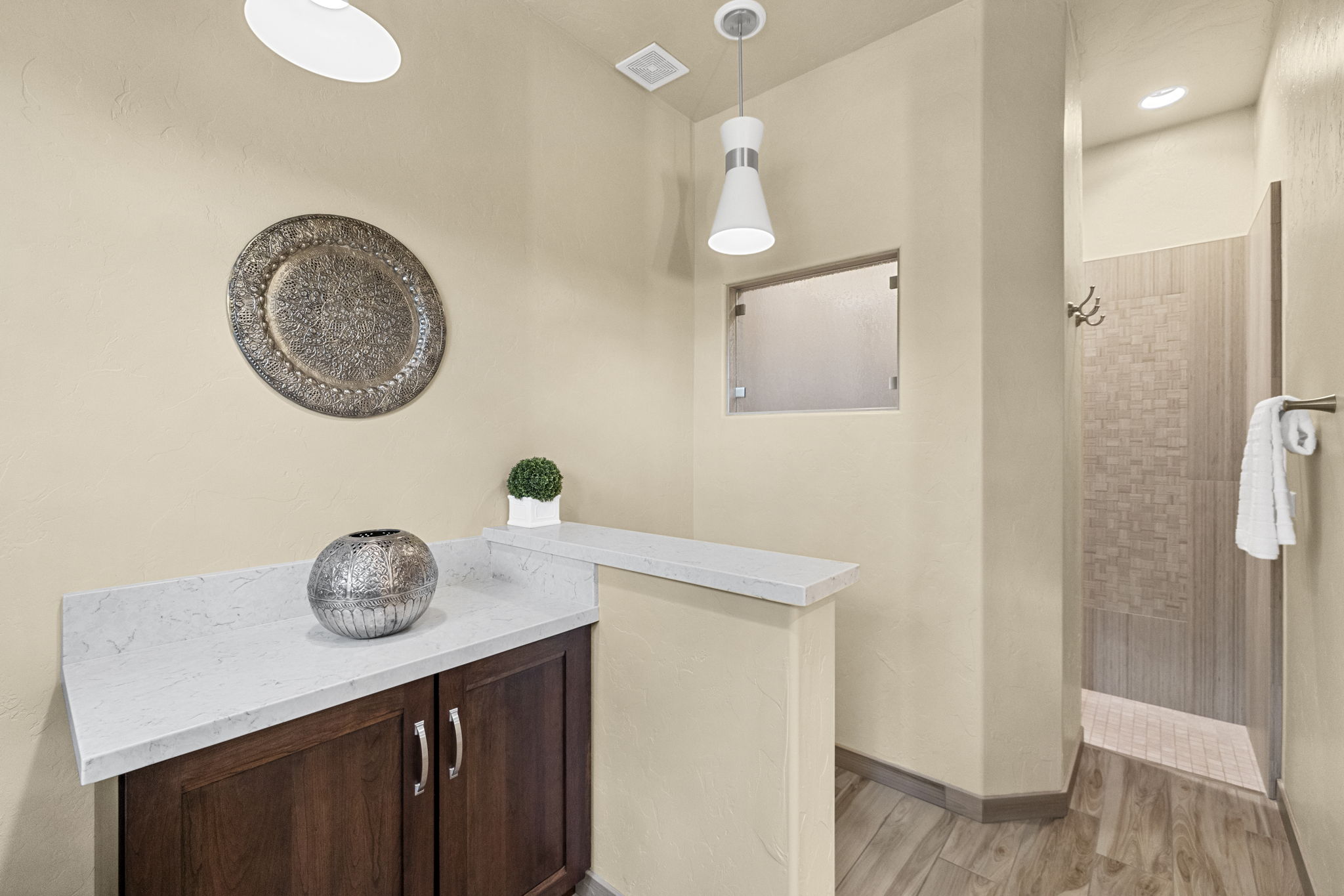 Primary Bathroom 4