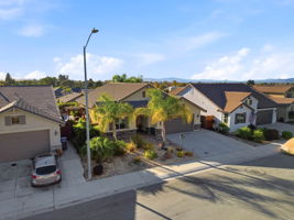 002_F8_AERIAL_1612 Sunflower Dr