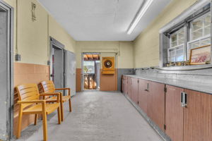  Photo 36