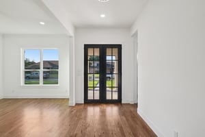 Cherbourg Dr-L0210-006.jpg