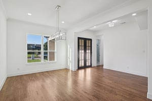 Cherbourg Dr-L0210-007.jpg