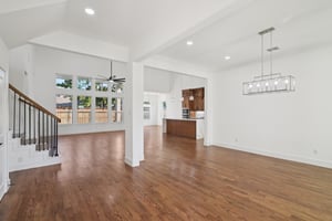 Cherbourg Dr-L0210-009.jpg