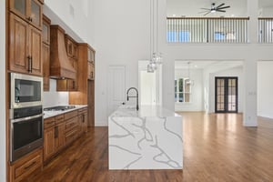 Cherbourg Dr-L0210-019.jpg