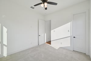 Cherbourg Dr-L0210-029.jpg