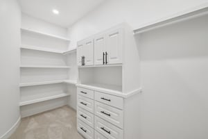 Cherbourg Dr-L0210-039.jpg