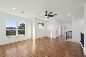 Cherbourg Dr-L0210-046.jpg
