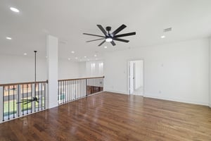 Cherbourg Dr-L0210-048.jpg