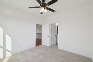 Cherbourg Dr-L0210-050.jpg