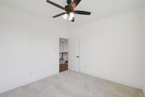 Cherbourg Dr-L0210-055.jpg