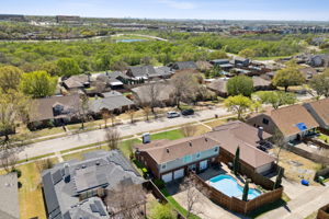 What a lovely neighborhood view!