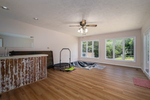  Photo 37