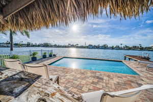 Tiki Hut5