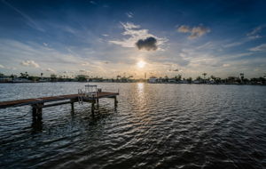 Dock10