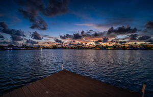 Dock43