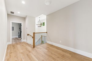 19_Interior