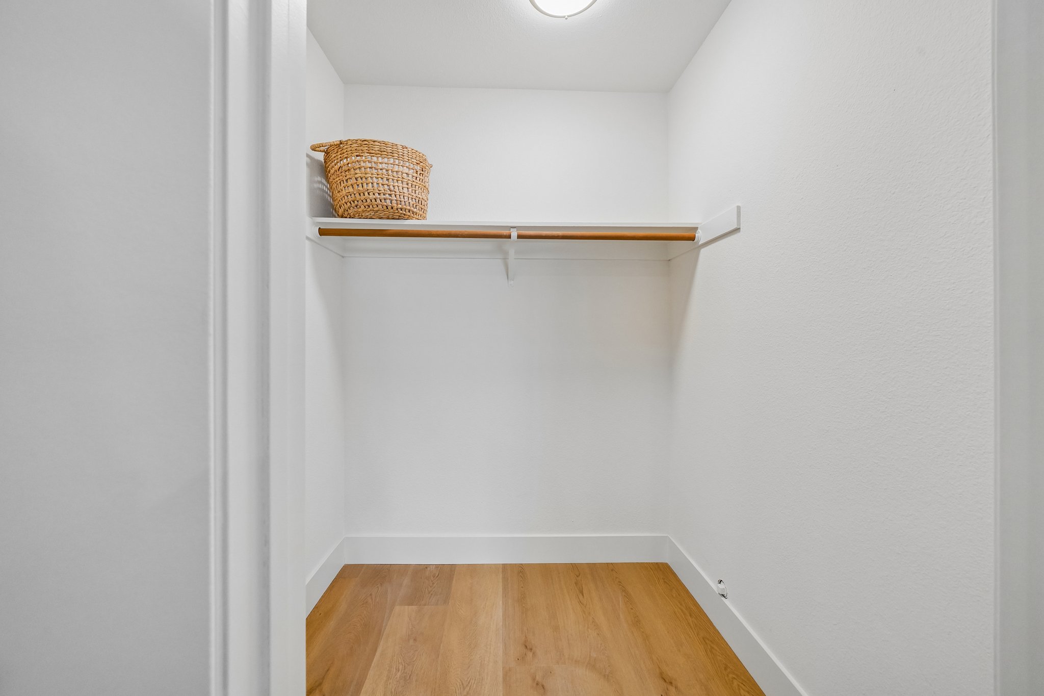 Carmel Cir E-S1810-036.jpg