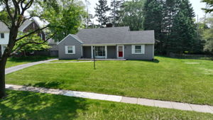  Photo 0