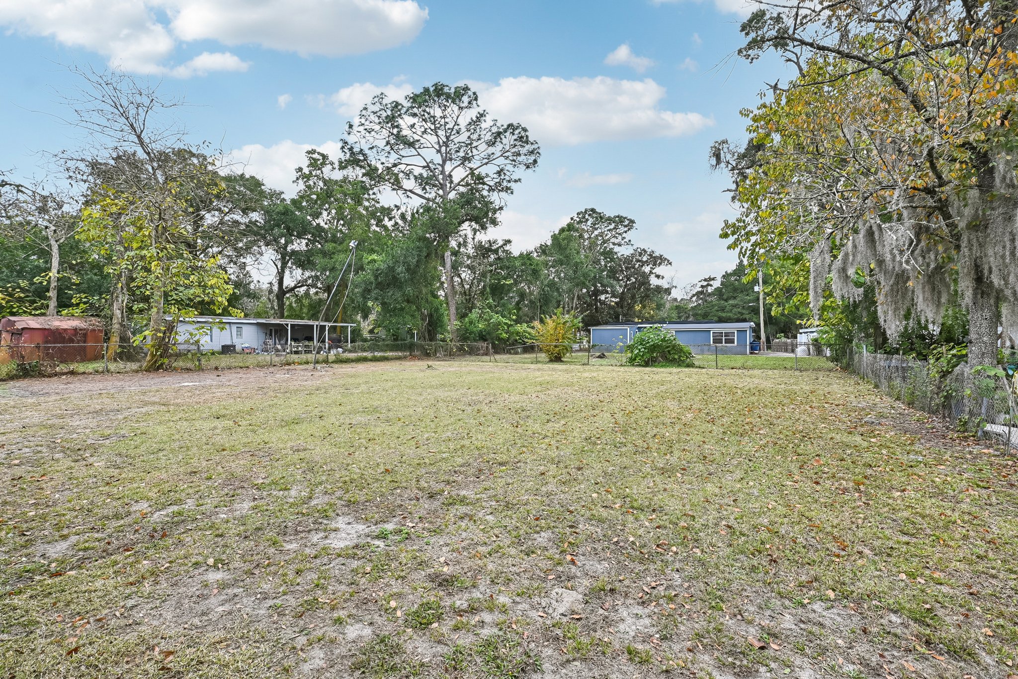 Loyola Dr-S1812-035.jpg