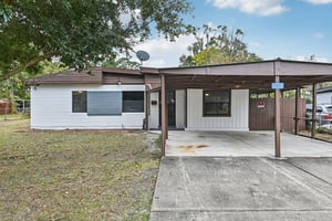 Loyola Dr-S1812-003.jpg