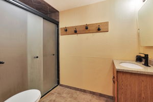  Photo 36