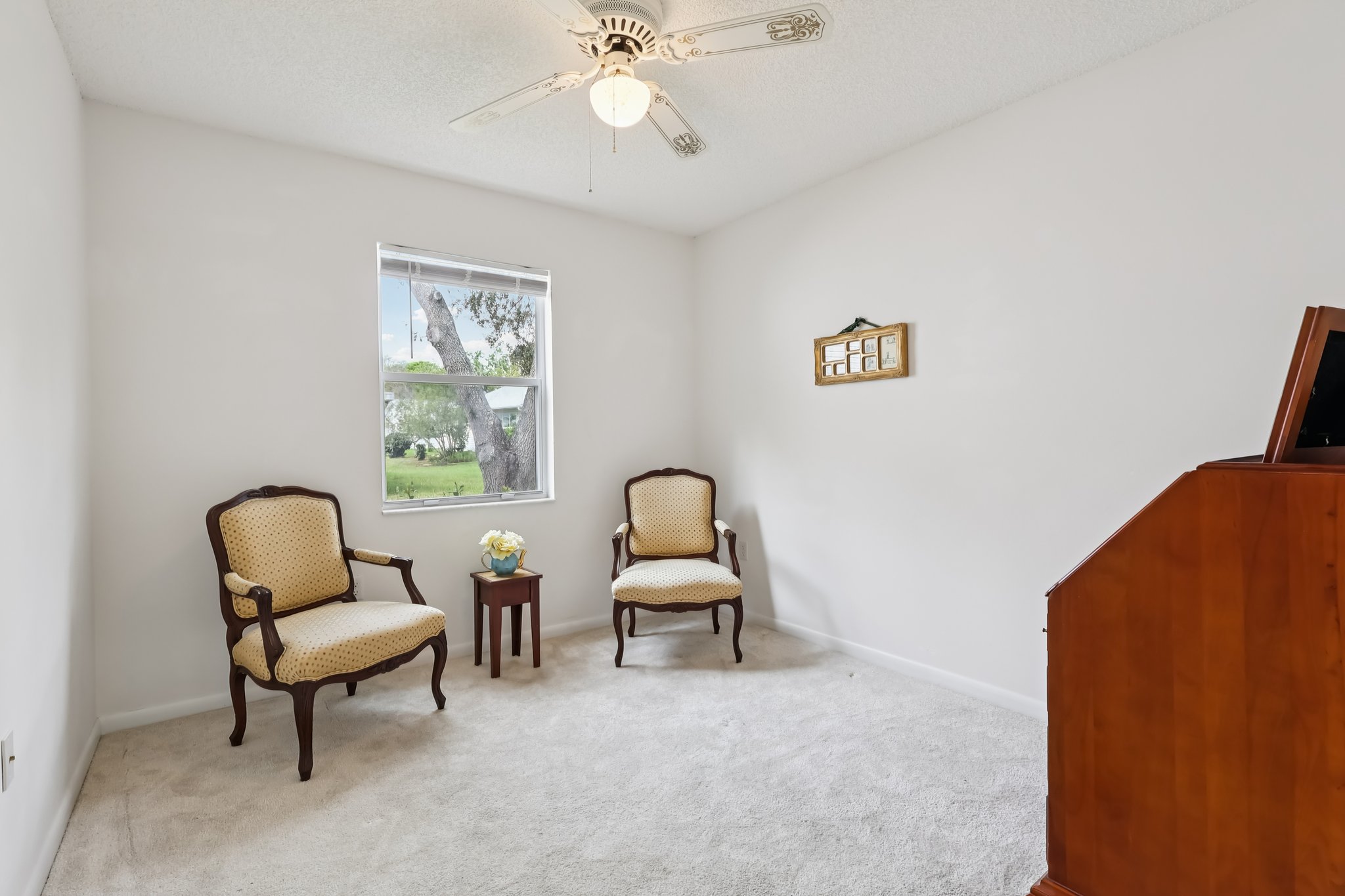 New Abbey Ave-S1403-023.jpg