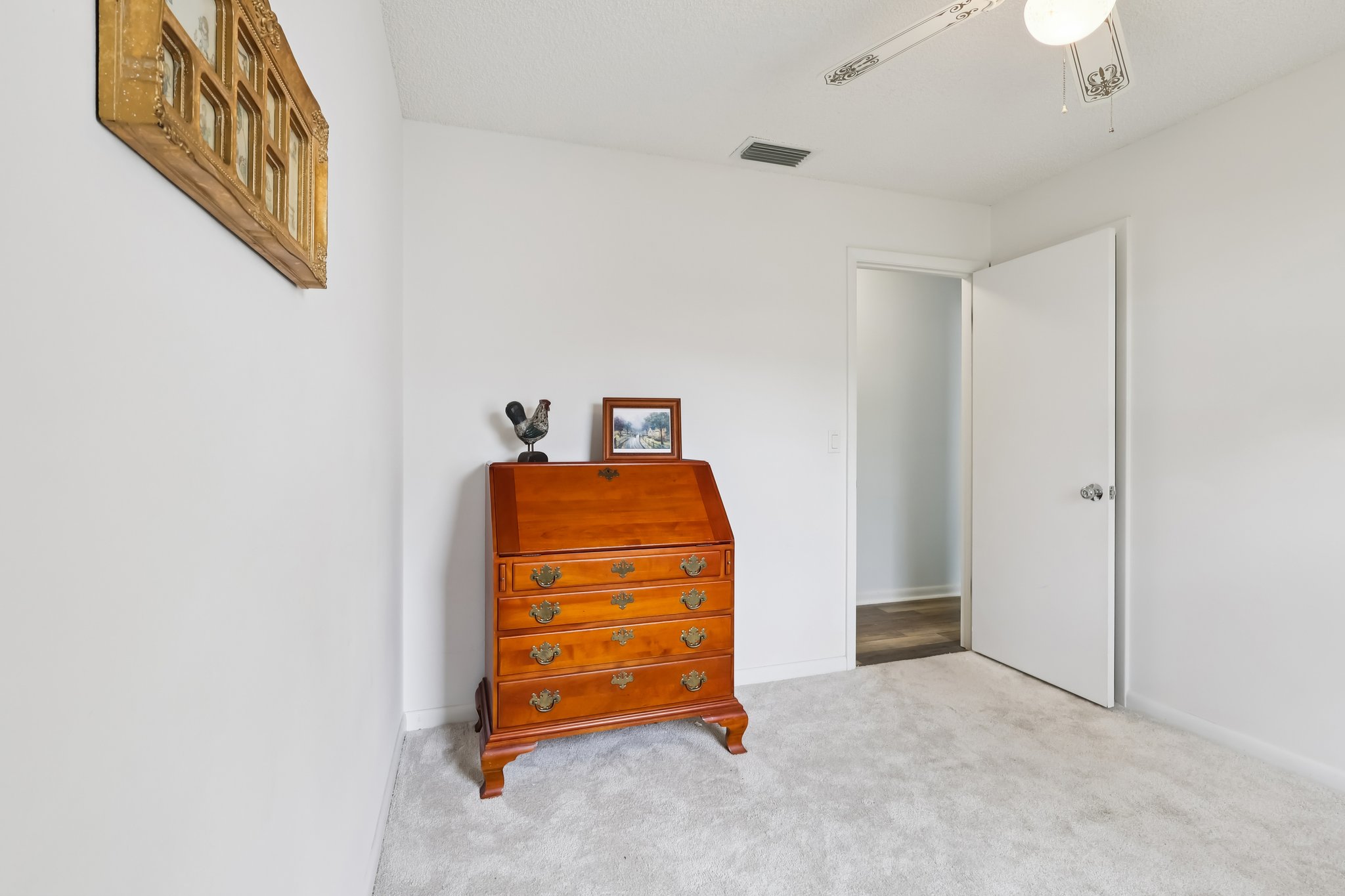 New Abbey Ave-S1403-024.jpg