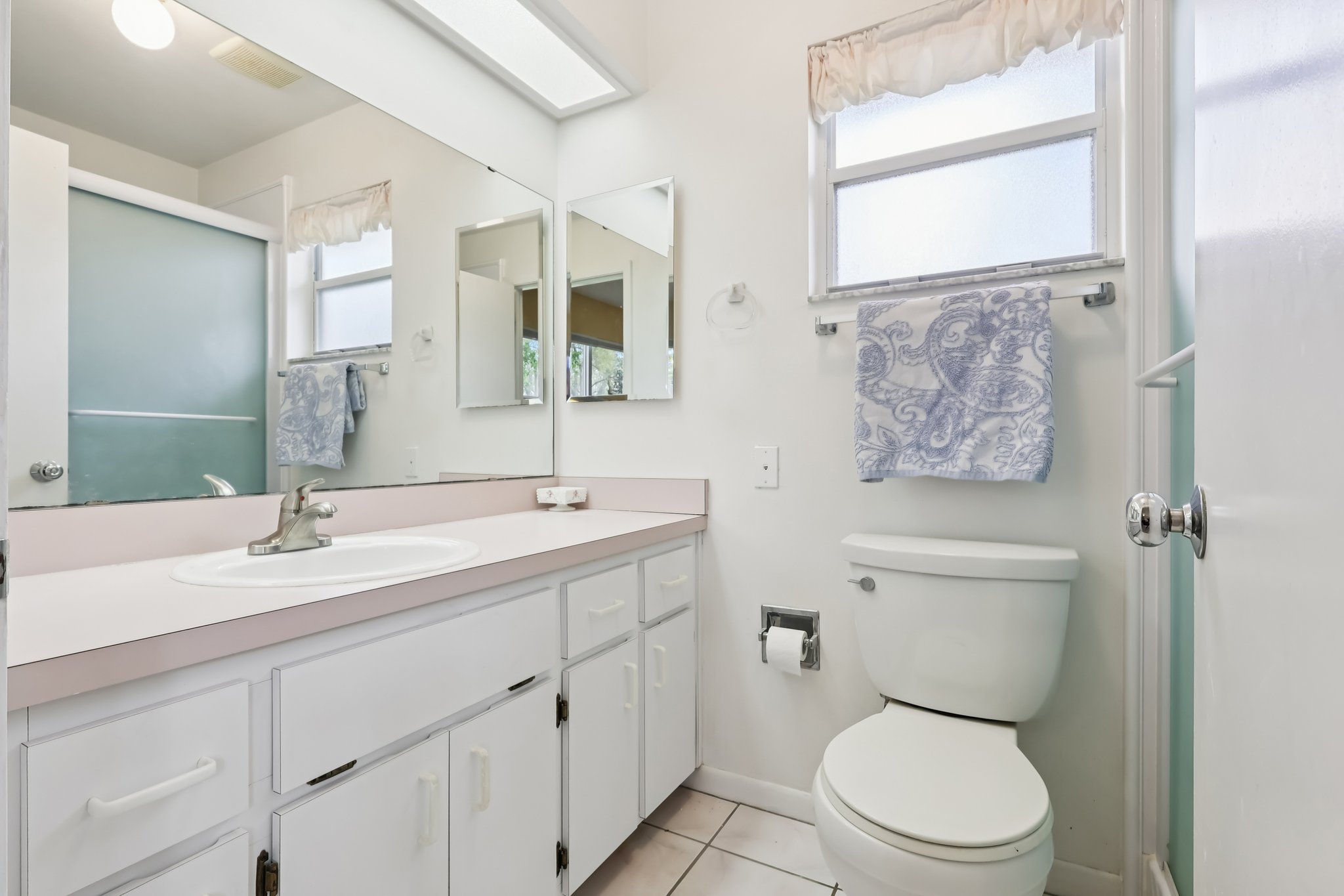 New Abbey Ave-S1403-029.jpg