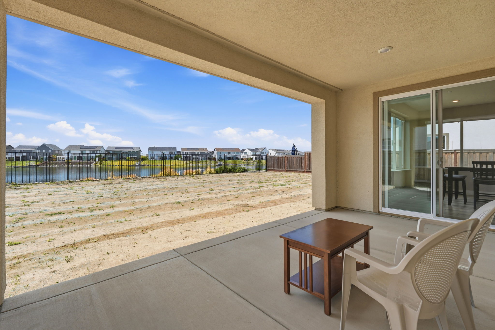 041_F8_16141 Riverton Ave