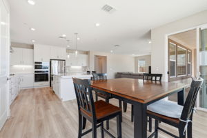 017_F8_16141 Riverton Ave