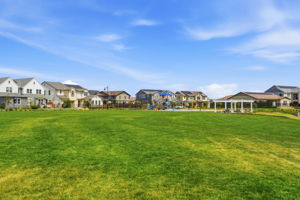 050_F8_16141 Riverton Ave
