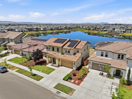 003_F8_AERIAL_16141 Riverton Ave