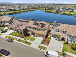007_F8_AERIAL_16141 Riverton Ave