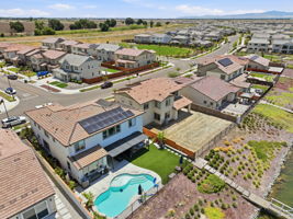 011_F8_AERIAL_16141 Riverton Ave