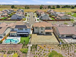 012_F8_AERIAL_16141 Riverton Ave