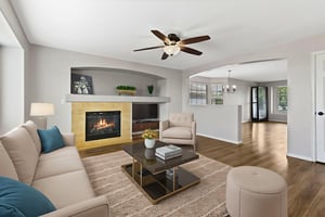 DSC_4730 virtually staged.jpeg