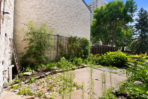  Photo 33