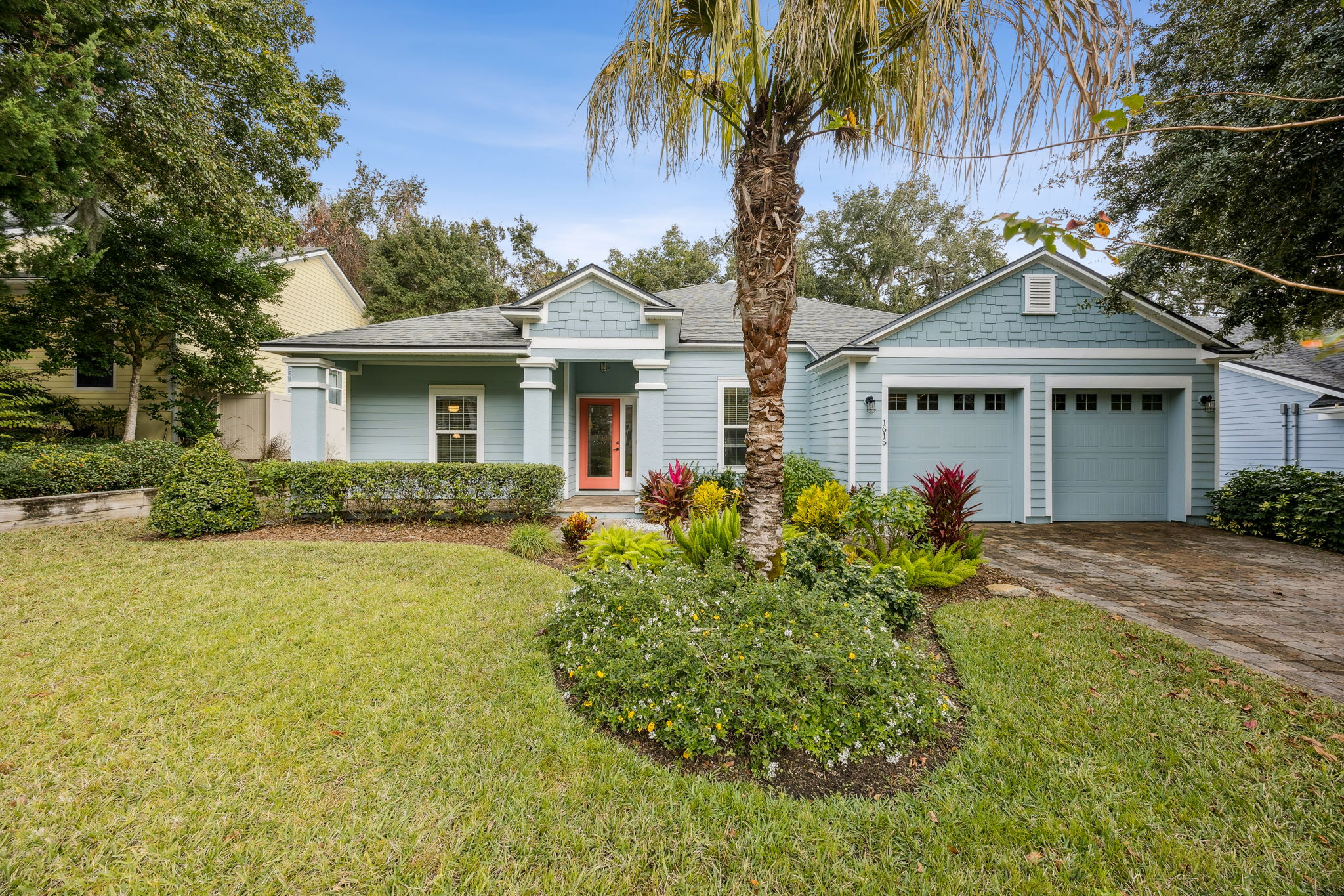 Welcome to 1615 Highland Dunes Way