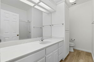  Photo 36