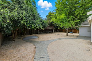  Photo 49