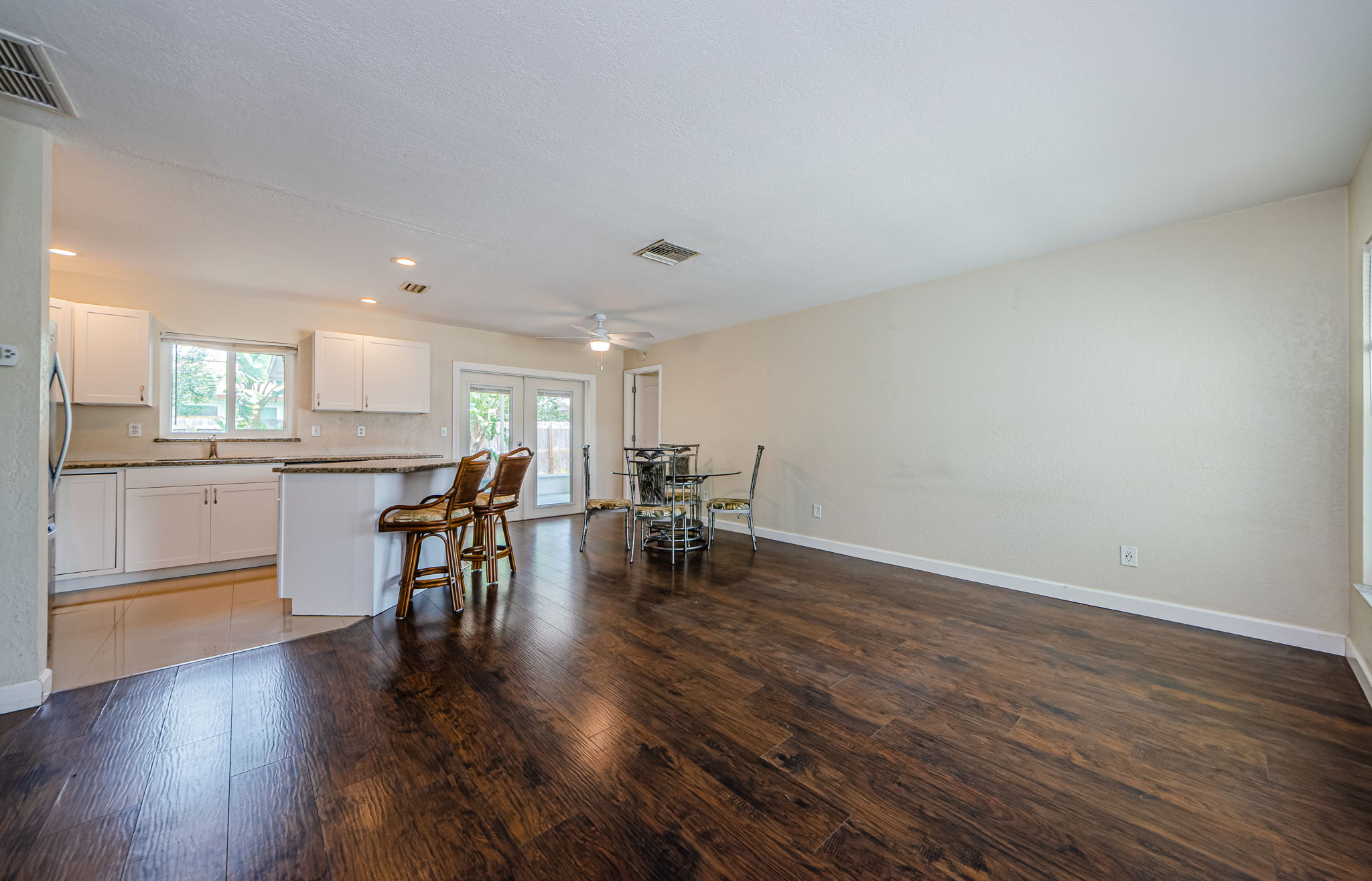 Living Room 1-2