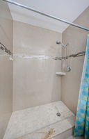 Bathroom 2b-2