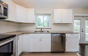 Kitchen 3-2