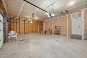 Photo 32