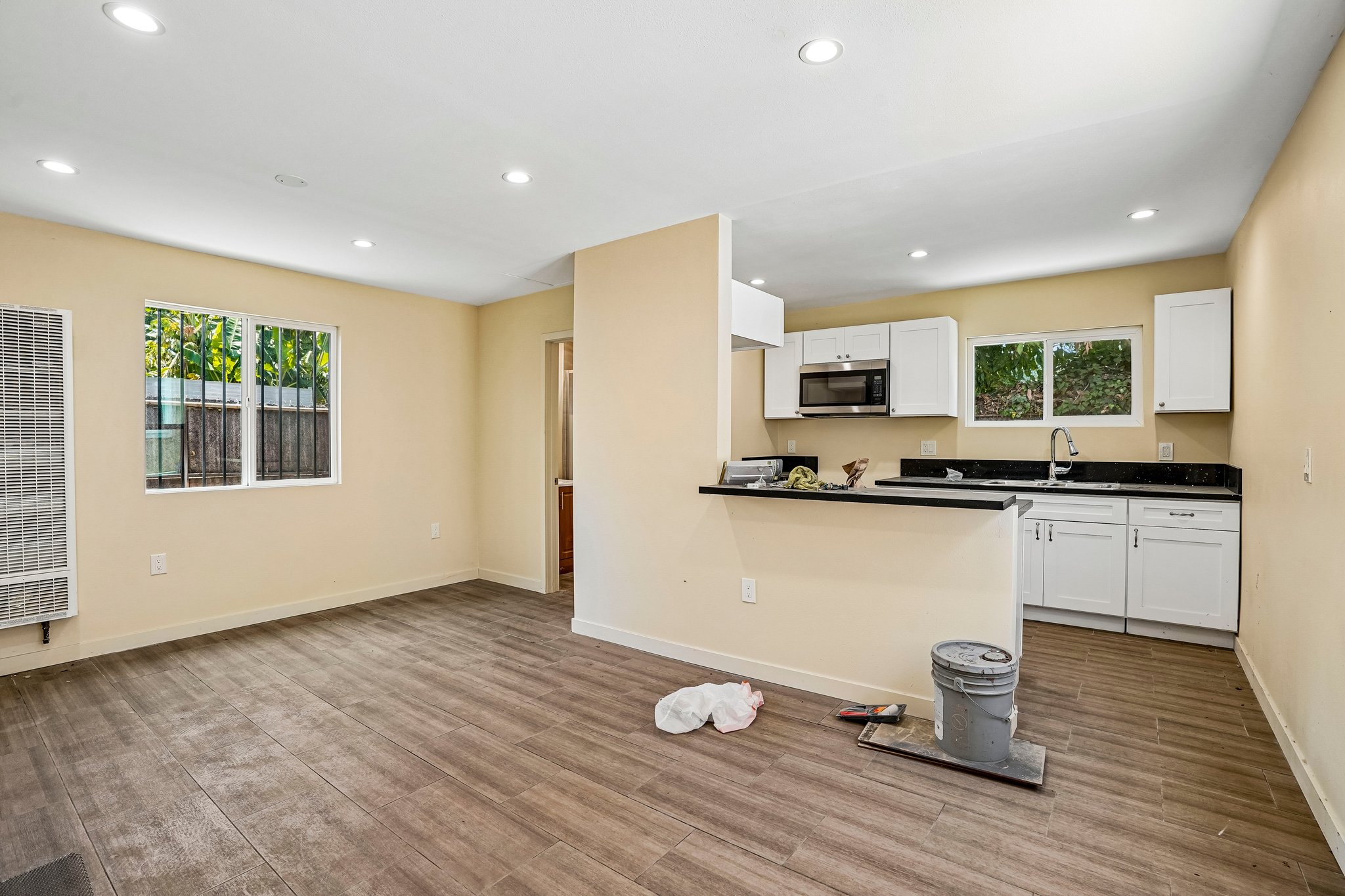1_2 E 89th St-S2606-005.jpg