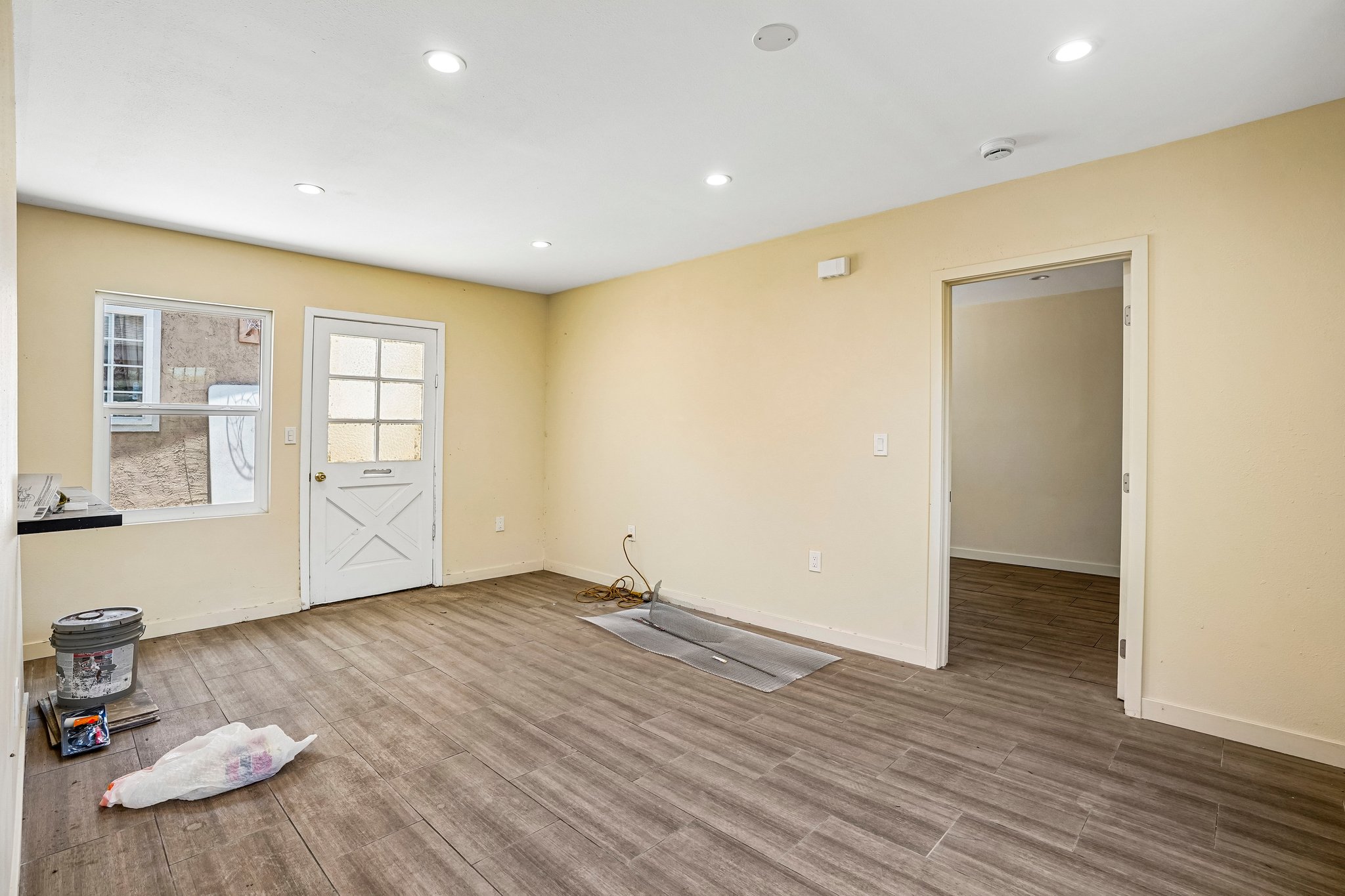 1_2 E 89th St-S2606-006.jpg